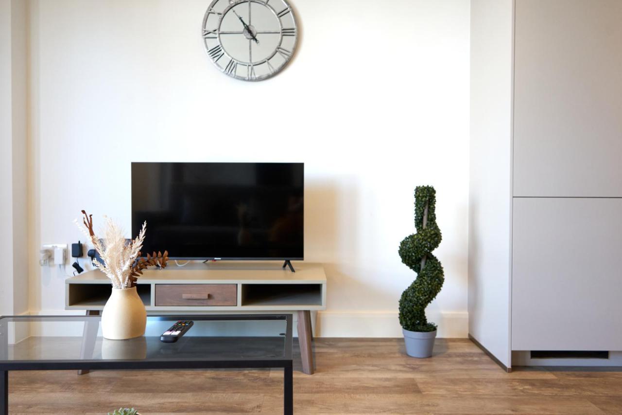 Luxury City Escape Apartments Londen Buitenkant foto