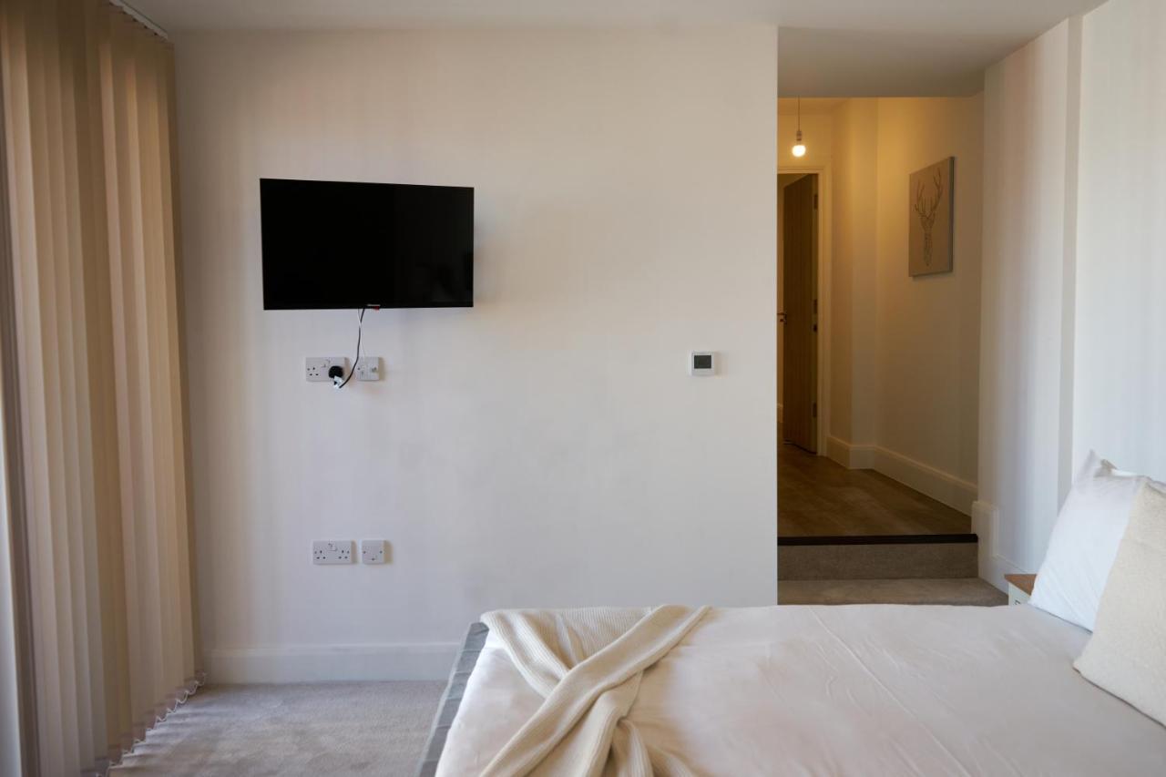 Luxury City Escape Apartments Londen Buitenkant foto