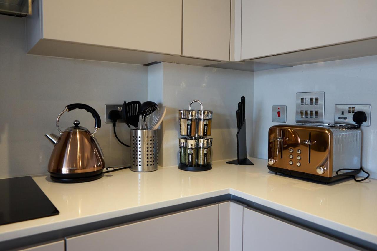 Luxury City Escape Apartments Londen Buitenkant foto