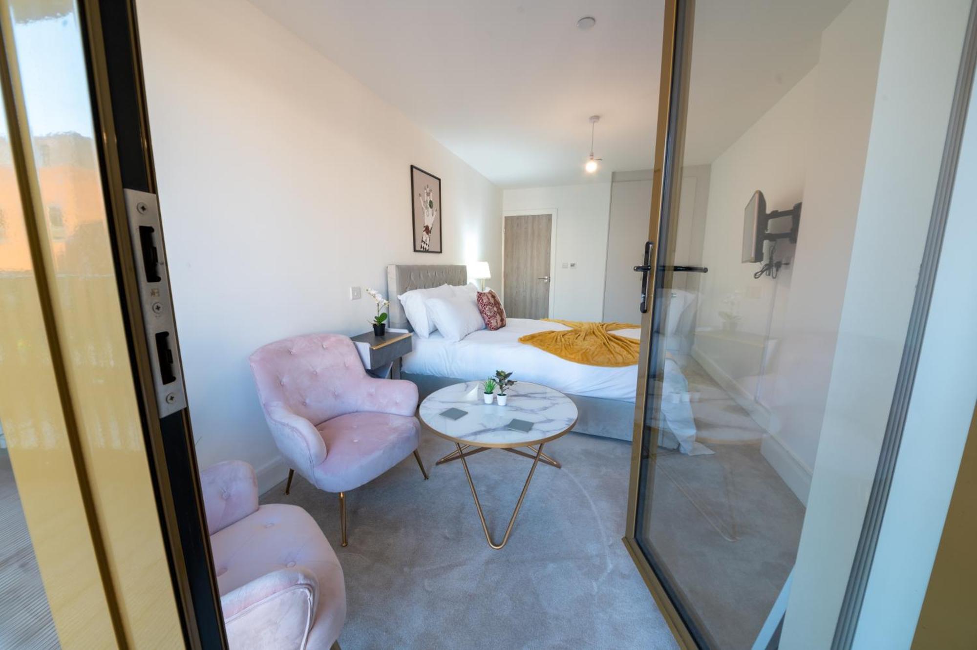 Luxury City Escape Apartments Londen Buitenkant foto